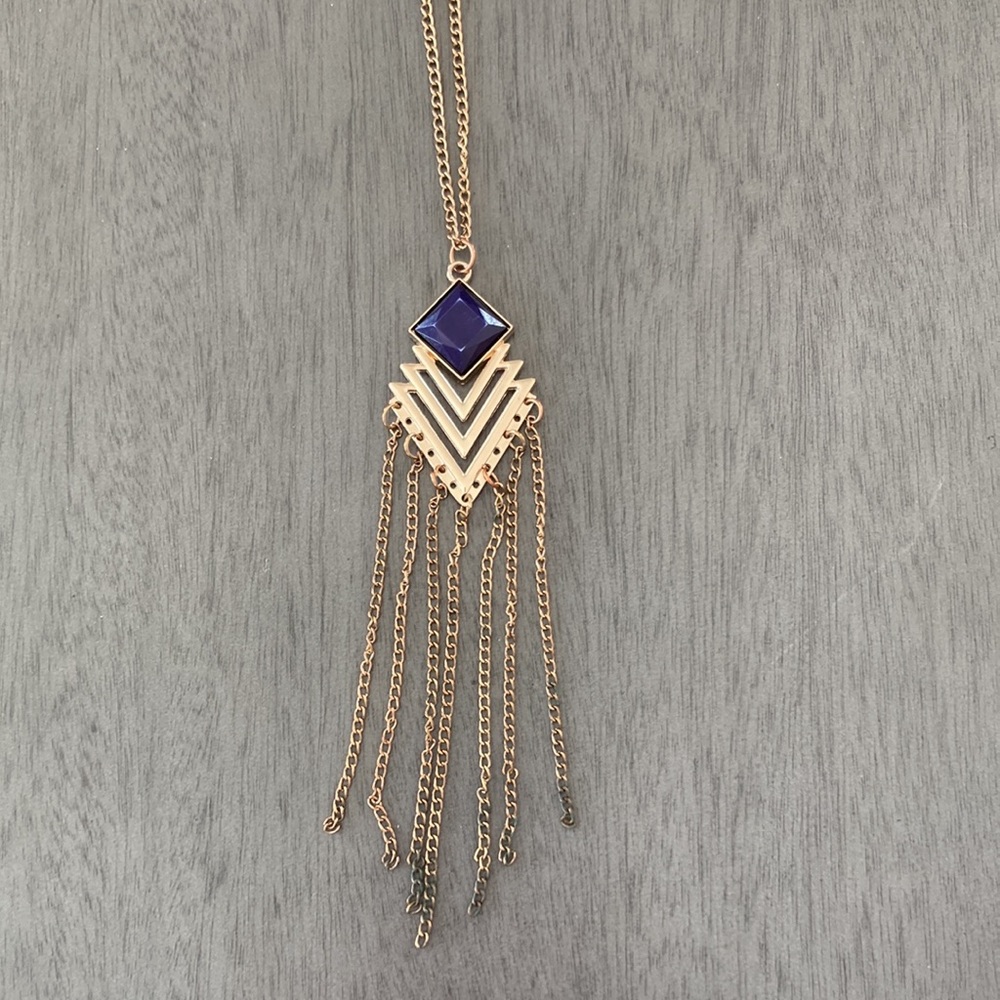 🆕Long Statement Necklace - Picture 2 of 3